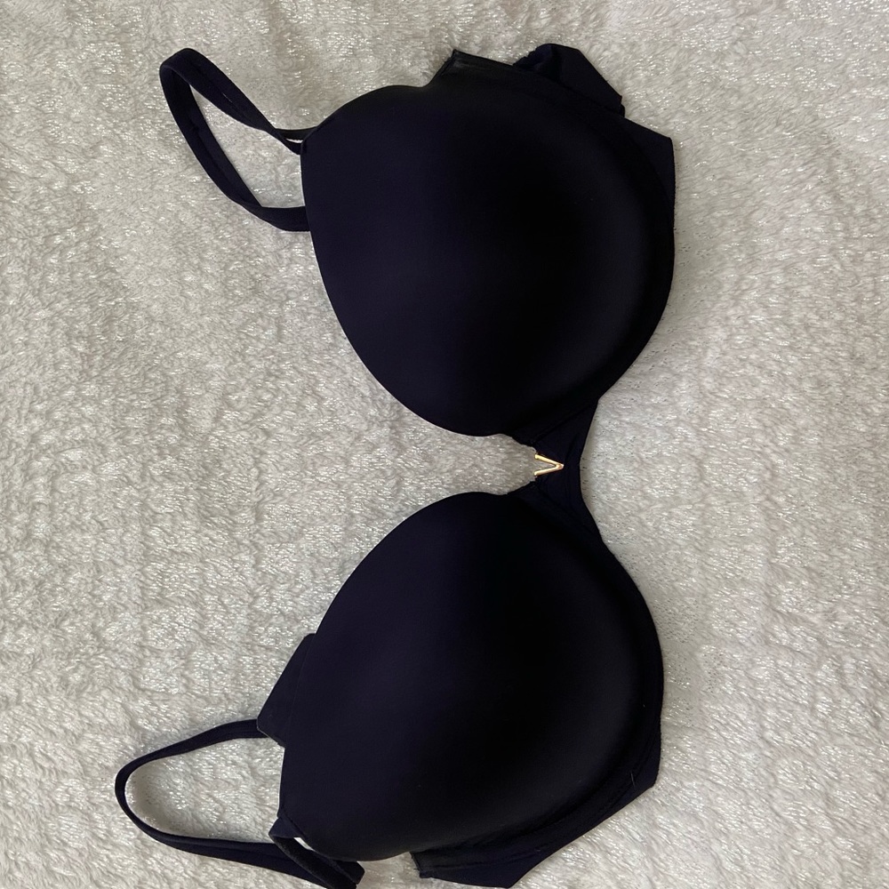 VIctorias Secret Navy push up bra